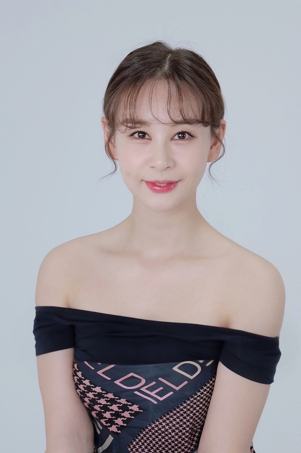 가수 윤태화