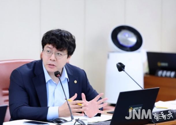 서울특별시의회 김동욱 의원