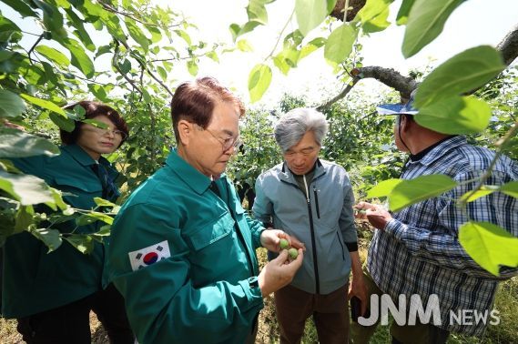 청도군, 우박피해 발생농가 현장점검