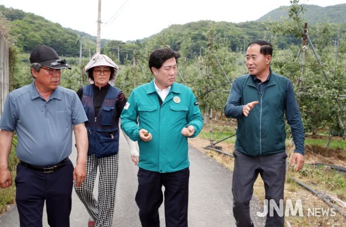 오치마을 우박 피해 농가 현장방문