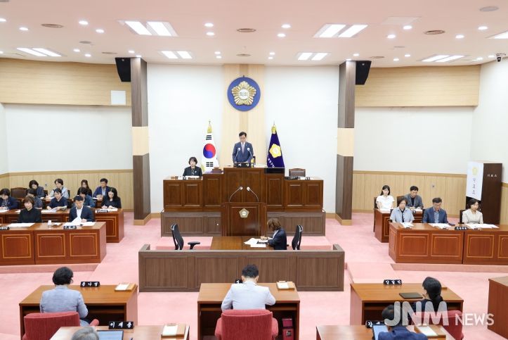 제318회 제1차 정례회 개회