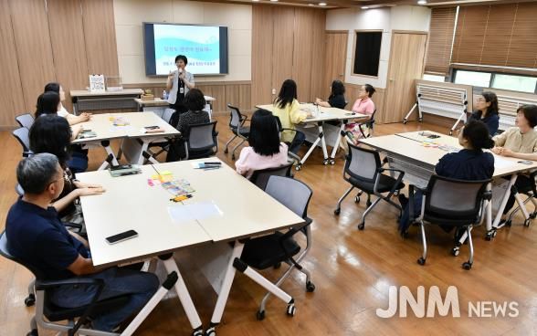 수원시 영통구 중간관리자, 마음을 보듬는 특별한 시간 가져