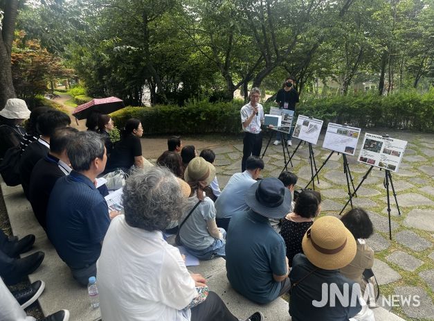 주민과 함께 만드는 관광 미래 ... 장생포 현장 점검