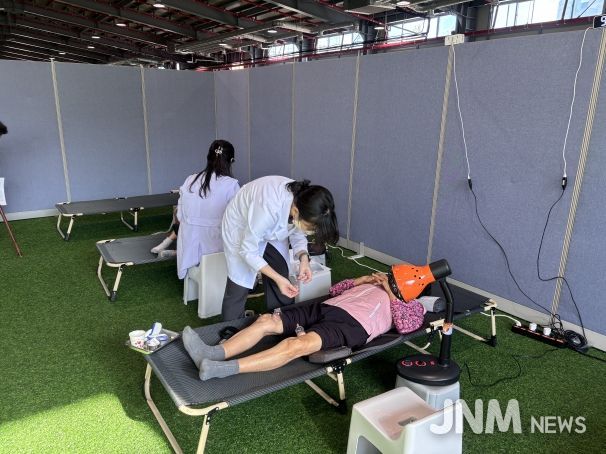 영동군, 찾아가는 의료서비스 2차‘농촌 왕진버스 운영’