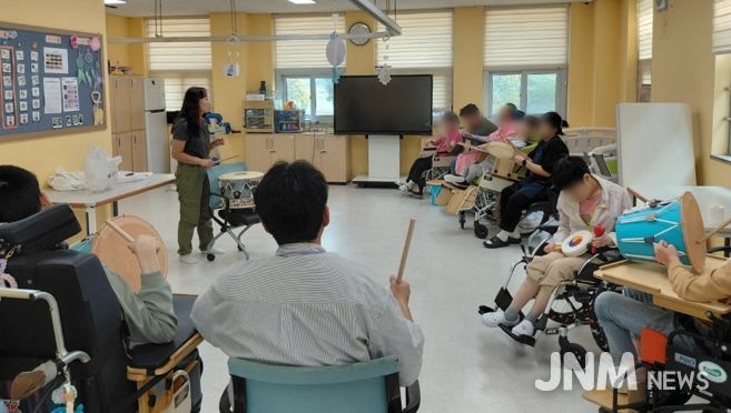 청주시 흥덕보건소, 장애인 대상 난타교실