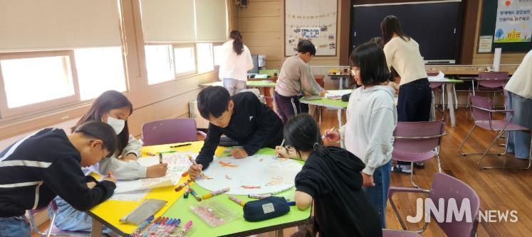 ‘용산초와 함께하는 2025 경남안녕캠페인’ 음식물 쓰레기 줄이기 교육 진행