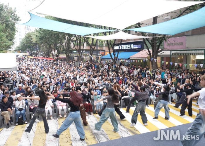 정자유스센터, 정자1동 차 없는 카페거리 축제 성료