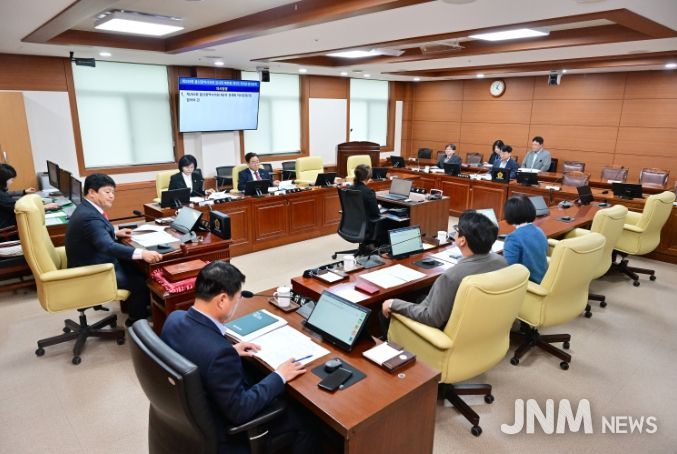 의회운영위원회, 제2차 정례회 의사일정 협의의 건 심사