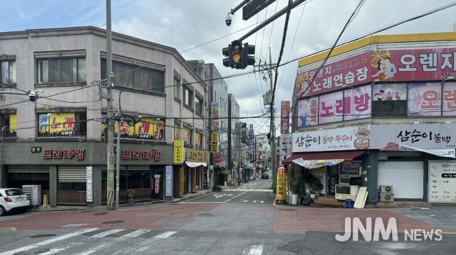 봉선동 먹자골목 전경