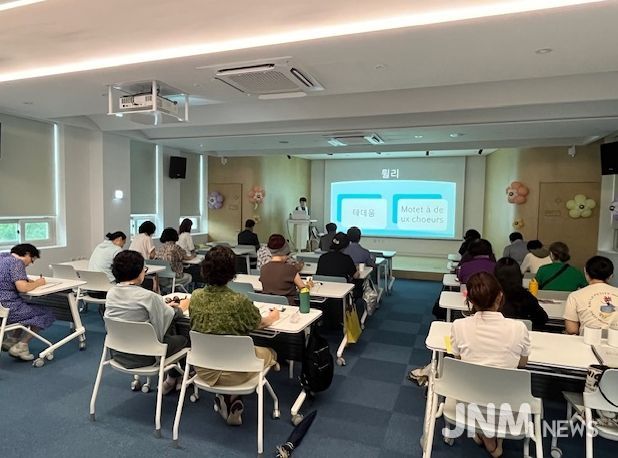 영화와 클래식 음악을 통한 인문학적 성찰의 시간