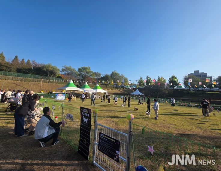 사천시 반려문화축제 ‘우주 댕런 펫스타 4000’ 성황리에 마무리