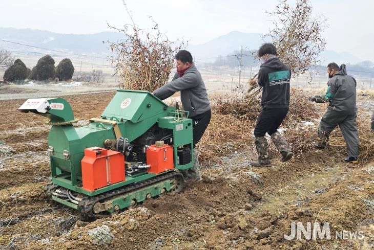 순창군, 영농부산물 파쇄 집중 지원… 산불 예방 효과 기대