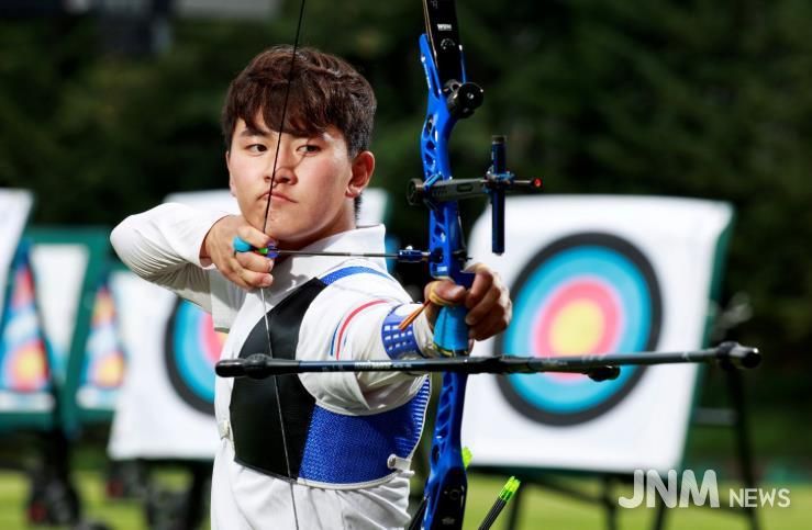 예천군청 김제덕・장지호 선수, 2026 양궁 국가대표 선발-김제덕.