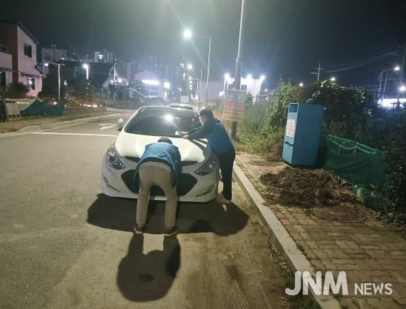 군산시, 일제정리기간 체납차량 번호판 야간영치 단속