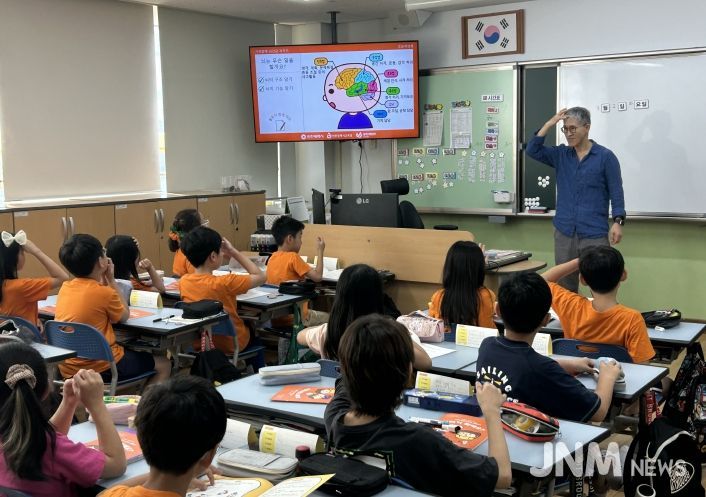 연수구, 인천신정초등학교 ‘치매극복 선도학교’ 지정