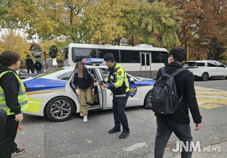 지난 2024년 문정고등학교 앞에서 이동 지원하는 현장 모습