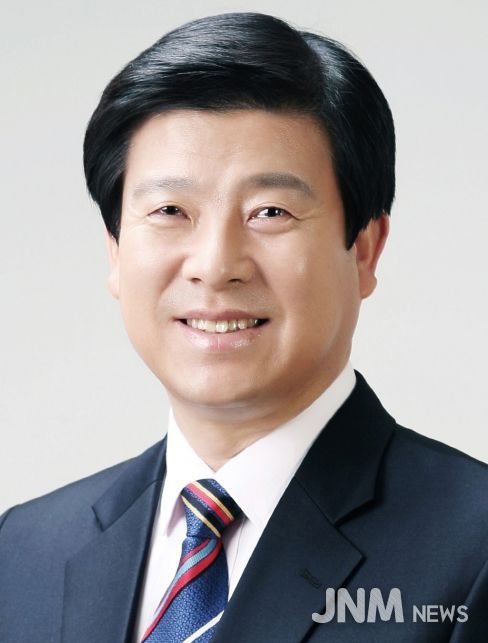 박범인 금산군수