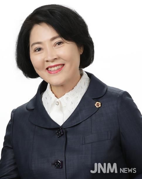 윤명희 전남도의원, 국제수묵비엔날레 계속해서 흥행할 수 있도록 보완해나가야