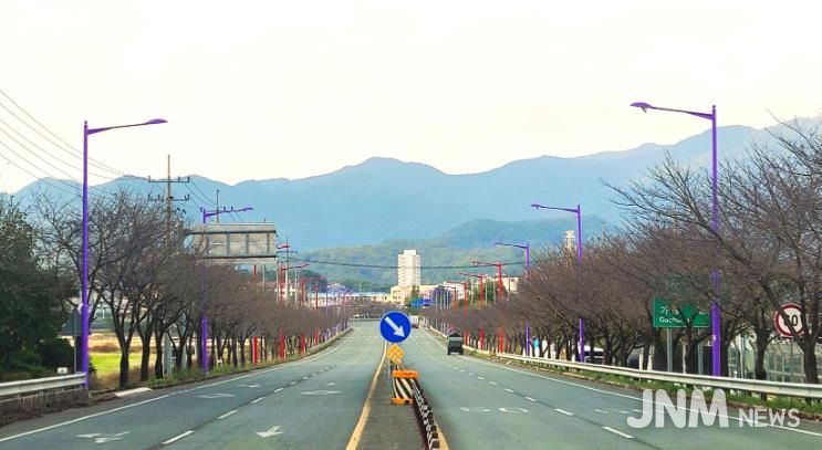 이서로(국지도 30호선) 가로등 설치사업 준공사진