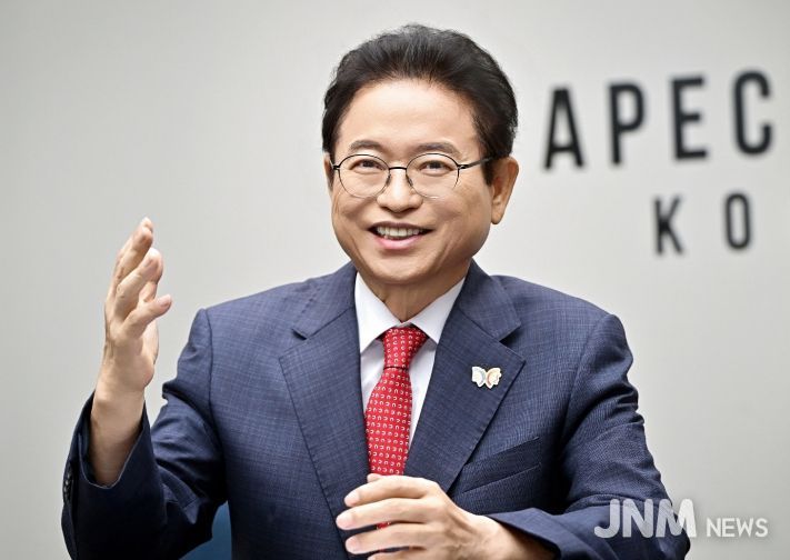 .관광산업 육성과 지역 수용태세 개선 필요