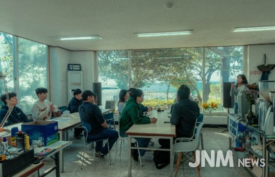 고흥군, 덤벙청년마을 청년 문학창작 워크숍 ‘첫문장학교’ 성료