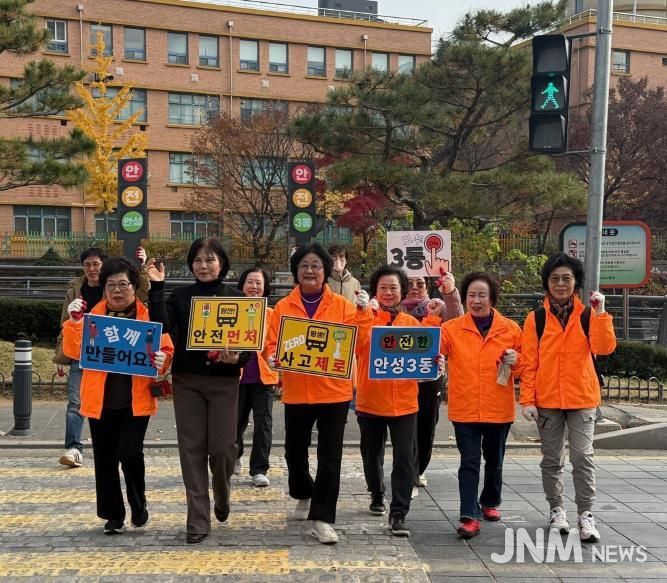 깨끗하고 안전한 우리 마을, 안성3동 주민자치위원회가 앞장서다!