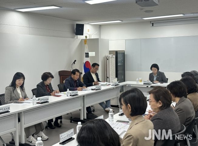 안양시의회 보사환경위원회 집행기관 현안사항 간담회