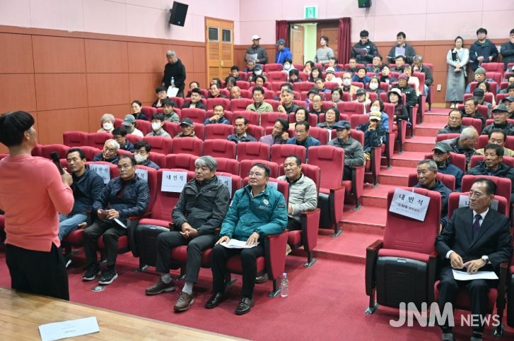 완주군의회 김재천 부의장, 발효사료 교육 통해 축산 현안 점검