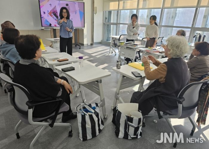 ‘마음치유, 봄처럼 기억치유’ 미술 활동