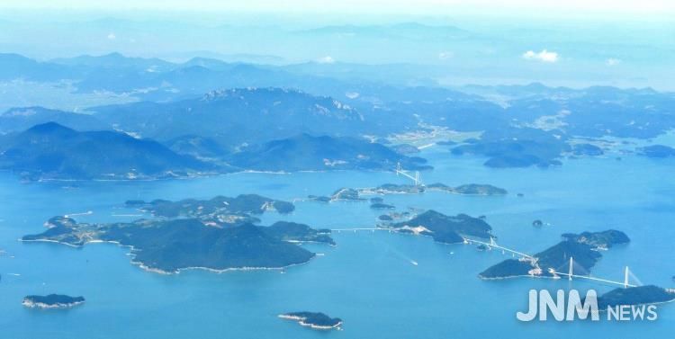 오는 11월 29일 여수 돌산읍과 고흥 영남면을 잇는 구간에서 ‘2025 여수일레븐브리지마라톤대회’가 개최된다.