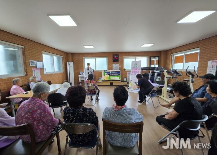 ‘찾아가는 건강관리 사무소’프로그램 일환으로 진행된 절주 교육