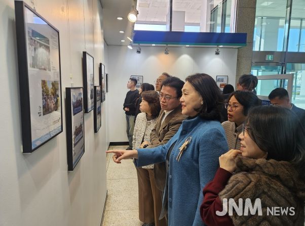 대전동부교육지원청 사진전(교육장님)