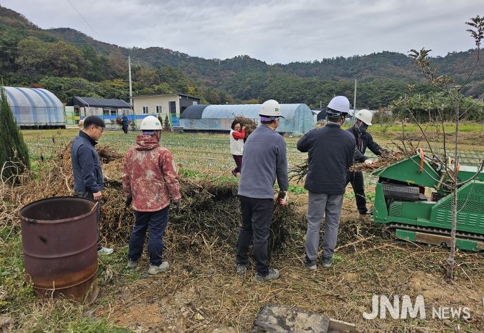 함평군 농업기술센터 전경, 영농부산물 처리 현장