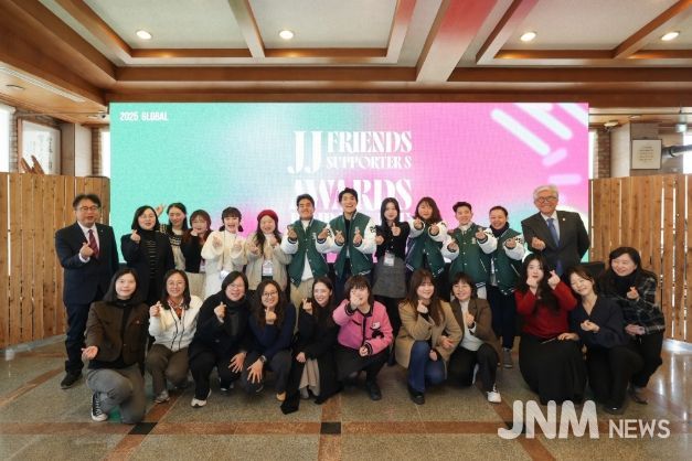 우수 활동자 시상