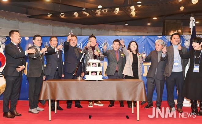 한국공인중개사협회 파주시지회, ‘송년의 밤’ 성황리 종료