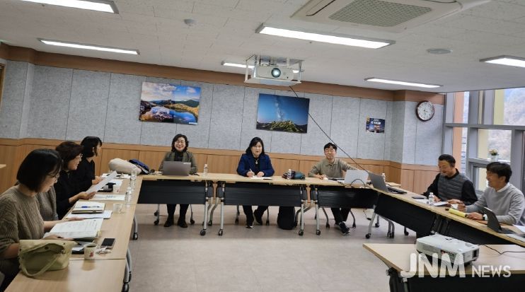 홍천교육지원청, 2026년 주요 업무계획 수립을 위한 워크숍 개최