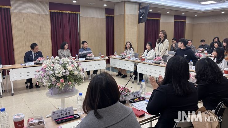 달성교육 방향 설정을 위한 소통의 장 열어