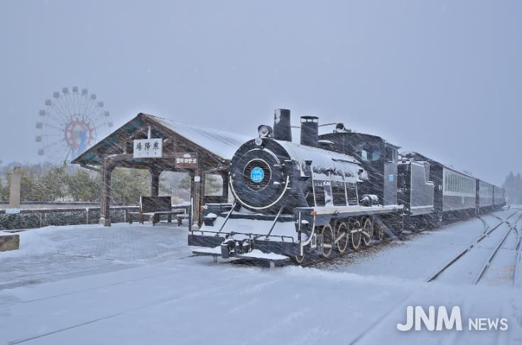 기차마을 증기기관차(겨울)