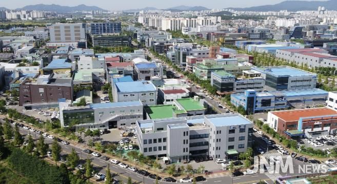 수원델타플렉스 전경