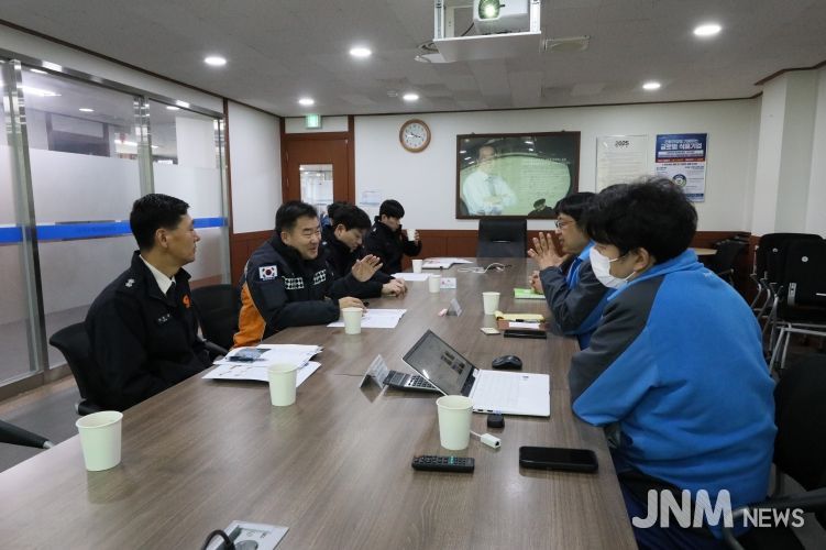 강진소방서, 겨울철 화재취약시설 동원F&B 강진공장 현장 소방안전 컨설팅 실시