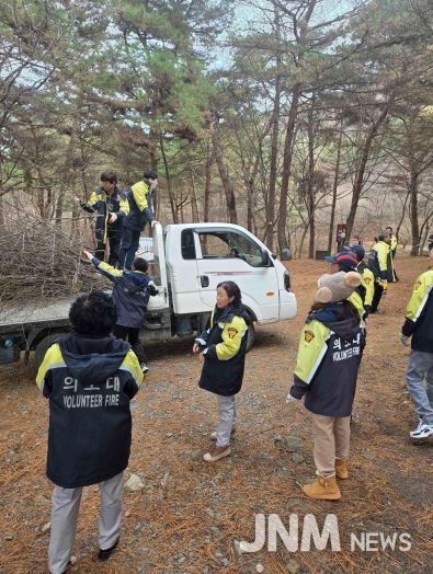 서산소방서, 팔봉면 의용소방대 산불방지·소방차 진입로 확보 위한 예방활동 실시