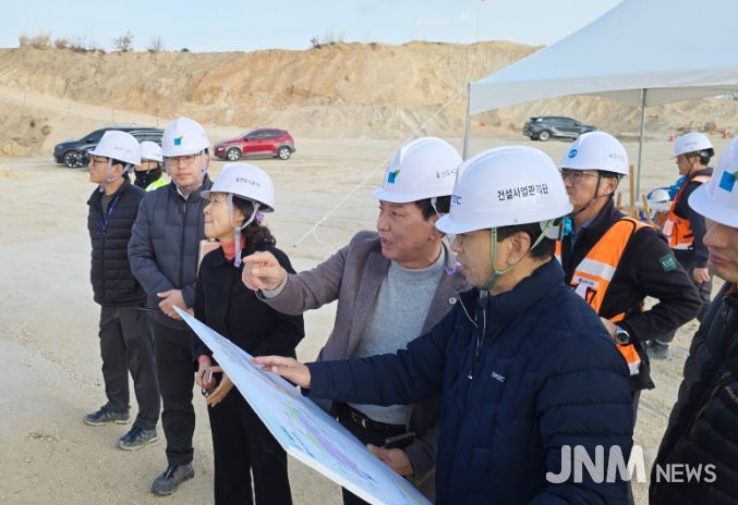 홍유준 문화복지환경위원장, 울산미포국가산업단지(미포지구) 개발사업 현장 방문