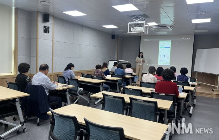 진주시립도서관, ‘하반기 문화교실’ 성료