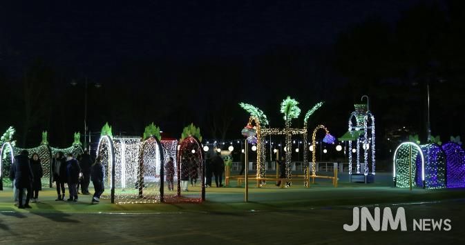 수원시 장안구, 만석공원 사계절 이용 가능한 물놀이마당·불빛마당 조성 완료