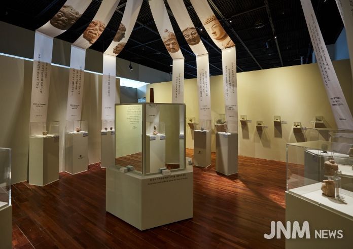 양주시, 회암사지박물관 기획전 ‘나의 얼굴은’ 연장 운영…내년 3월까지