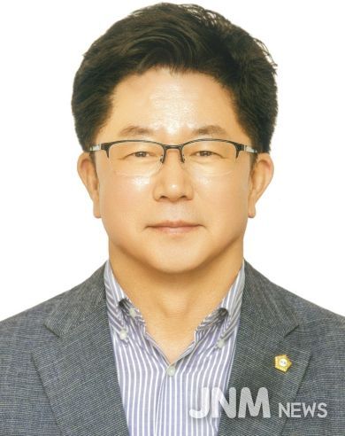 이정걸 문경시의회 의장