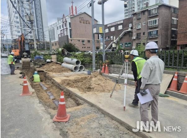 지난해 도봉구 한 지역에서 노후 하수관로 공사가 진행 중이다.