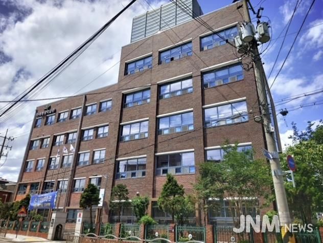 YDP 미래평생학습관 전경