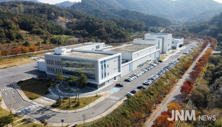 미생물실증지원센터