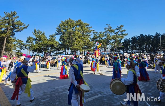 강릉시, 설 연휴 이색 콘텐츠로 관광객 마음 사로잡았다